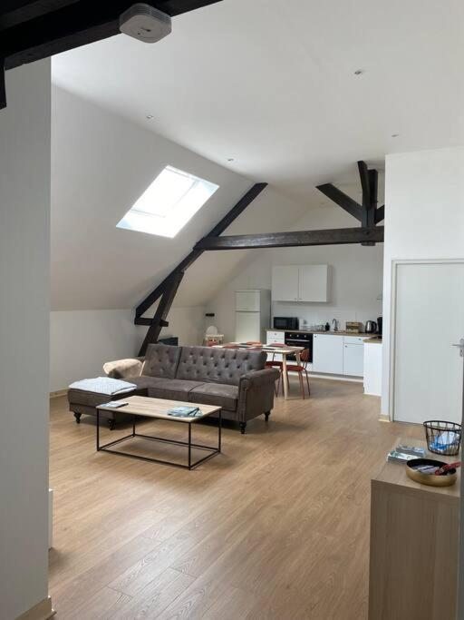 Appartement Emy Spacieux Et Lumineux Sedan Ngoại thất bức ảnh